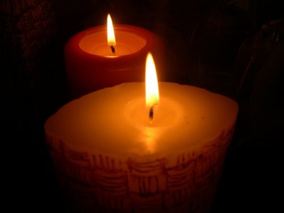 candles-in-soft-light-1407463